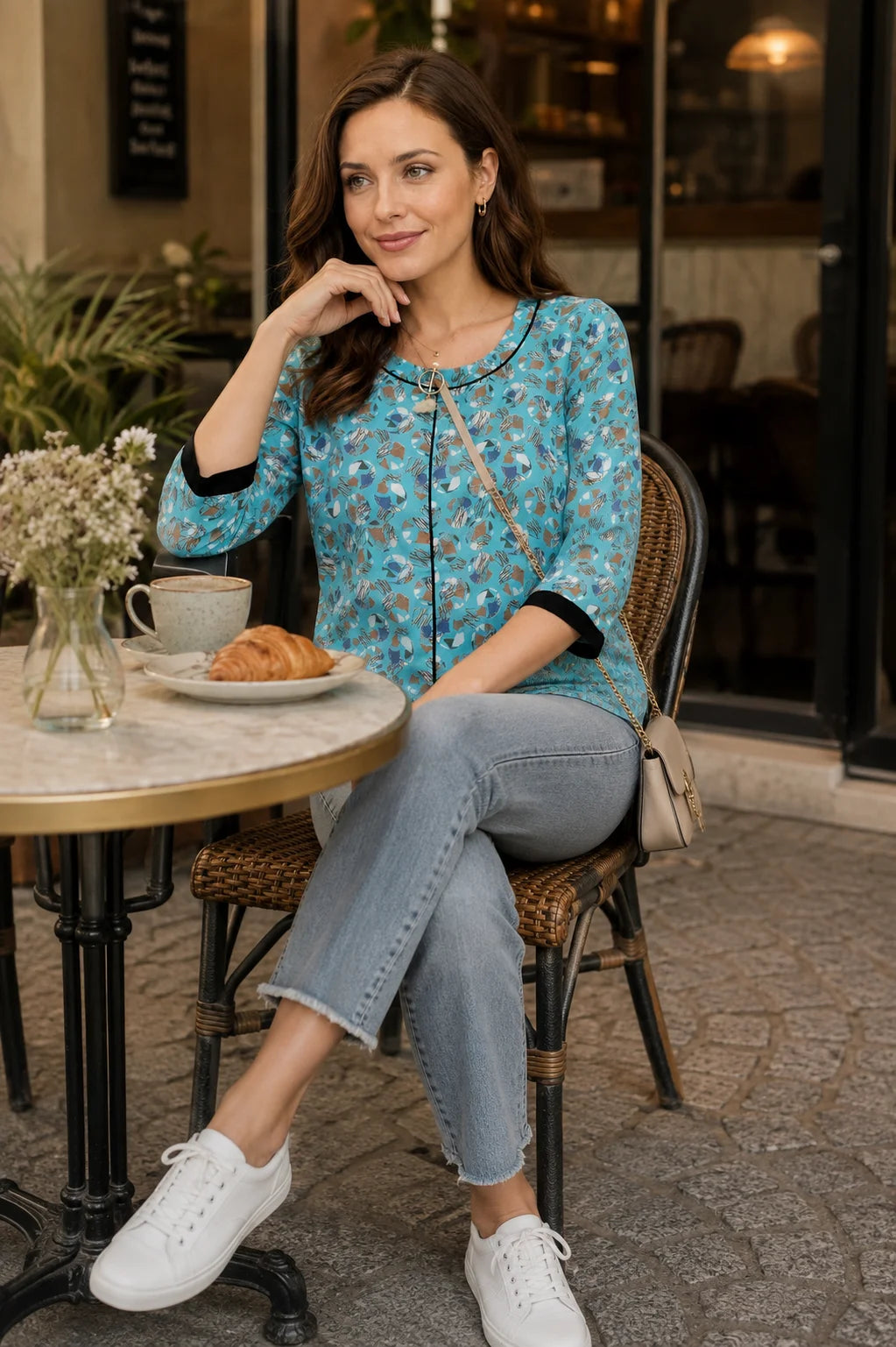 ABSTRACT MUSE PRINTED TOP - BLUE