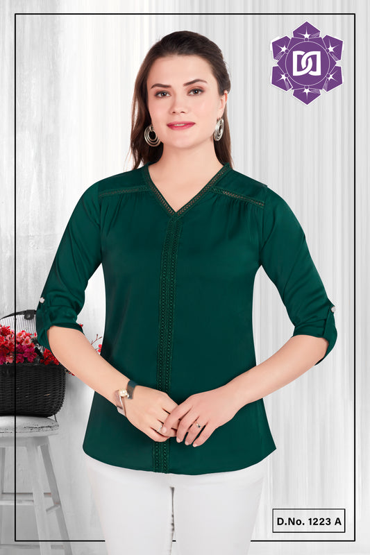 WOMENS SOLID TOP WITH LACE DETAIL - GREEN