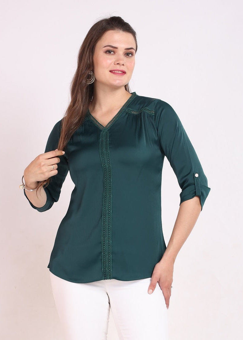 WOMENS SOLID TOP WITH LACE DETAIL - GREEN