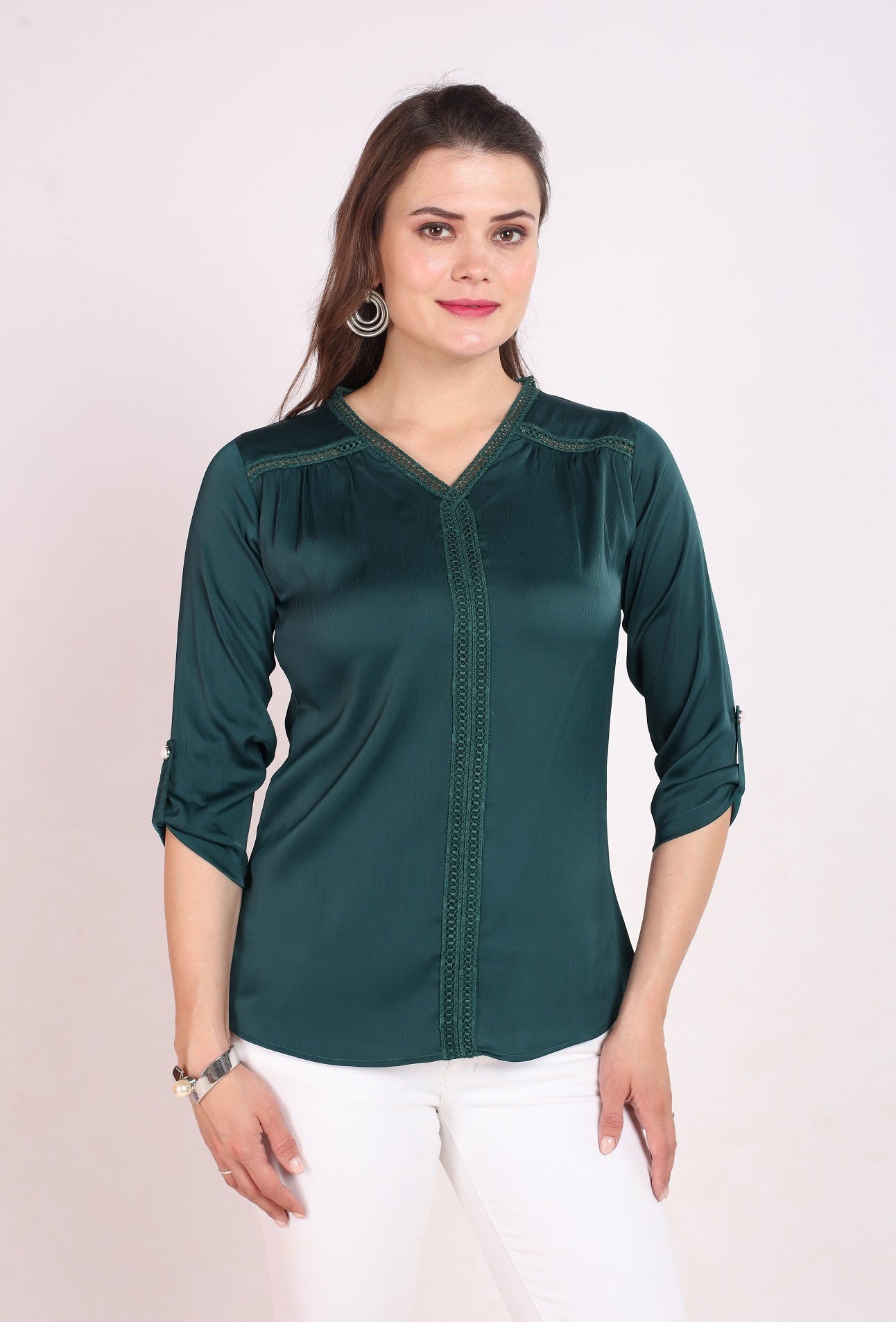WOMENS SOLID TOP WITH LACE DETAIL - GREEN