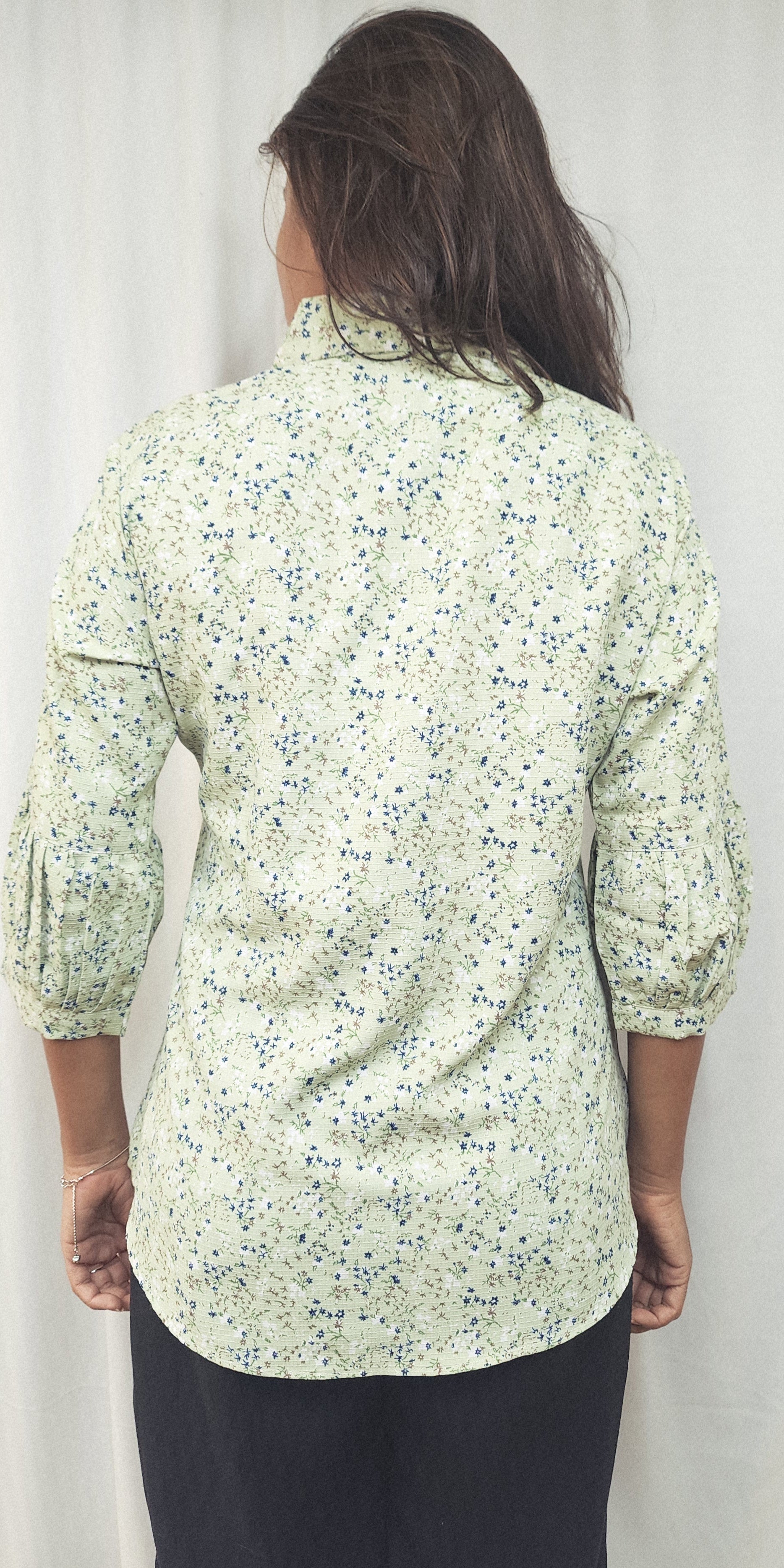 WOMENS FLORAL PRINT FLY COLLAR SHIRT WITH BISHOP SLEEVES
