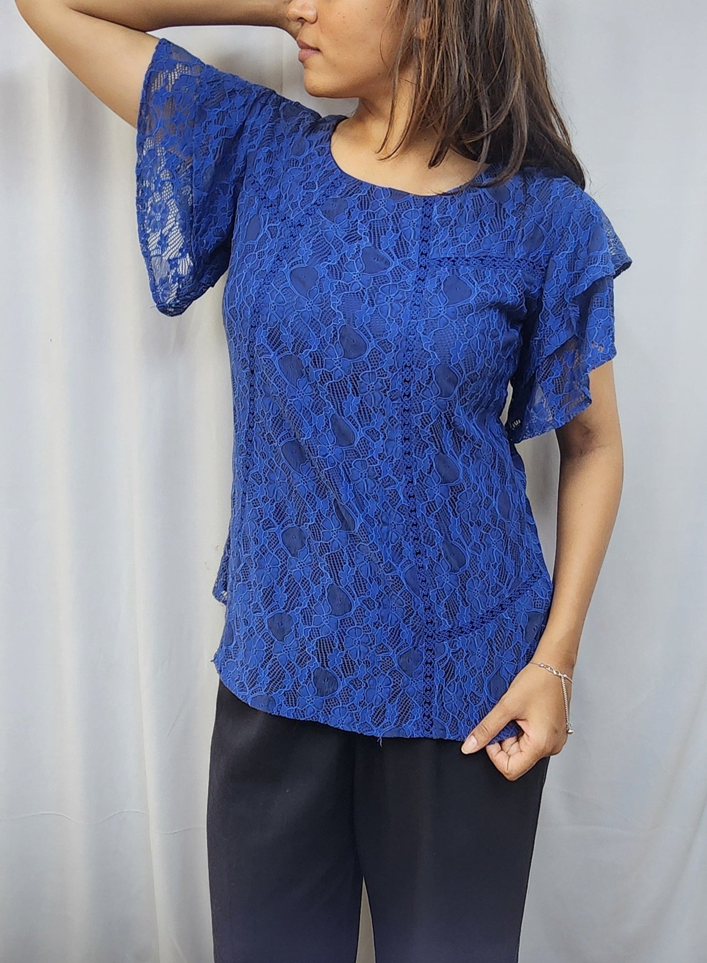 WOMENS FLORAL LACE TOP WITH LACE DETAILING & DOUBLE LAYERED RUFFLE SLEEVES IN BLUE